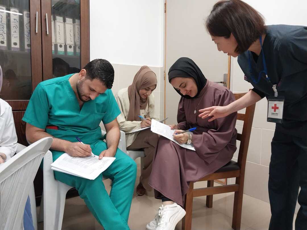 nursing care at Gaza.jpg